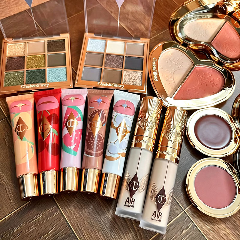 Ombretto di Lusso CT Brand, 9  - Luxury Skincare And Makeup Brands recensione e prezzo
